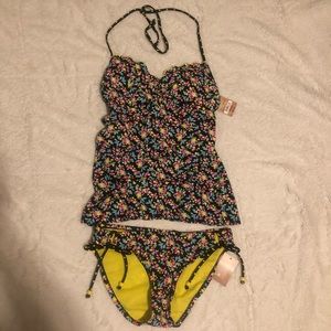 Arizona Floral Tankini - Size M - NWT